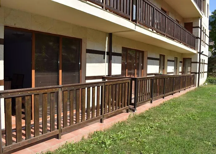 アパート Private In Prespa *